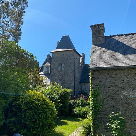 Manoir Des Bords De Rance Bed and Breakfast Plouër-sur-Rance Buitenkant foto